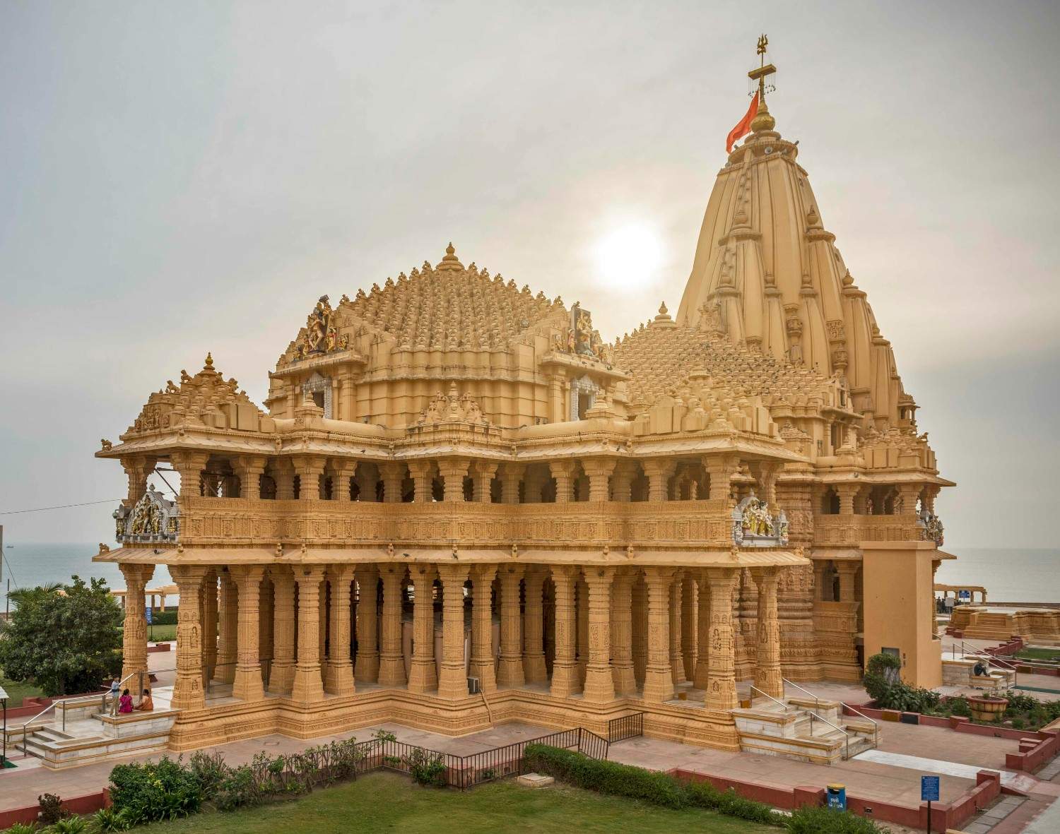 Somnath Temple Jyotirlinga Gujarat spiritual